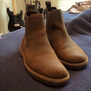 Clark’s Chelsea Boots